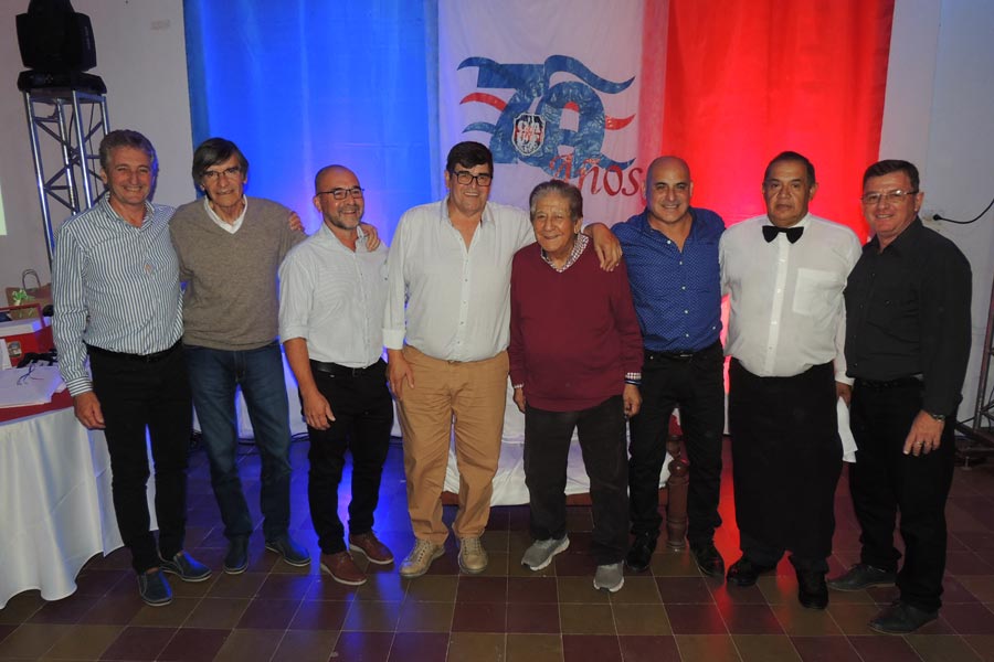 Unión celebró los 70 años con una noche para el recuerdo
