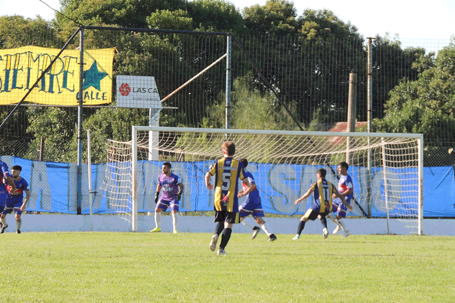 San José derrotó a Unión 3 a 1